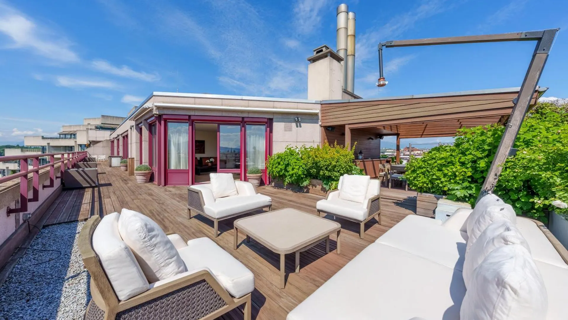 Exclusive 3 Bedroom Luxury Penthouse Cenevre İsviçre